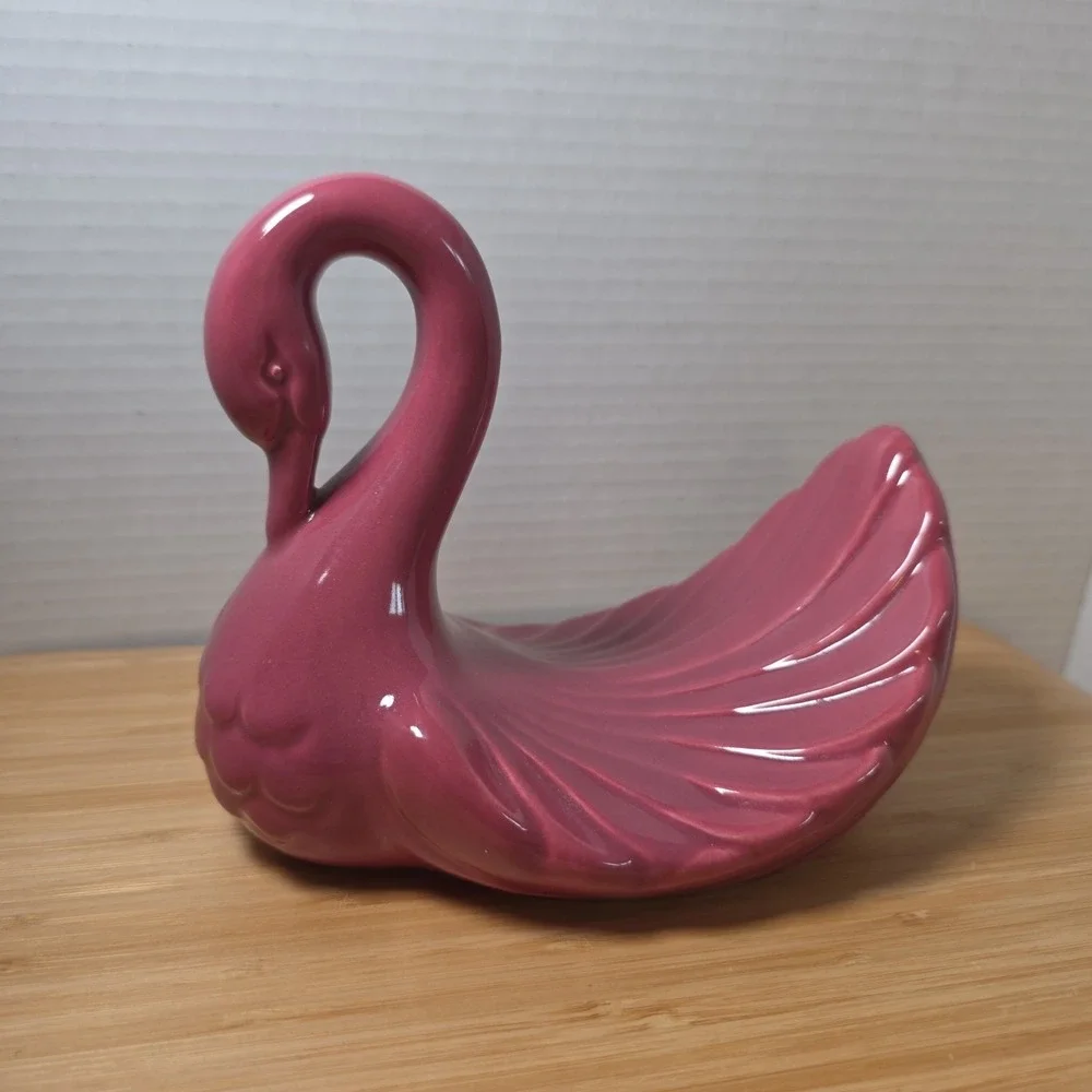 Vintage Andre Richard Swan Towel Holder Figurine 1980's Decor Maroon Gloss Glaze